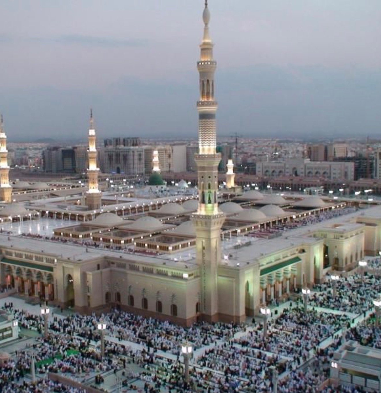 توصيل من الحرم النبوي الي مطار المدينة